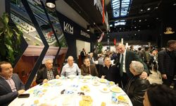 Büyükşehir’den Dev İftar: 820 STK Temsilcisi Aynı Sofrada