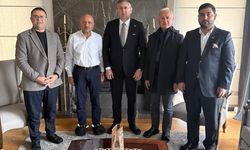 CHP'li başkanlardan Fikri Işık’a taziye ziyareti