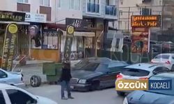 Seyir halindeki aracın lastiği fırladı