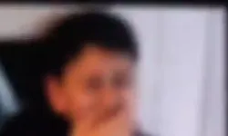 Küçük Çocuğu Darp Edip Kahkaha Attılar