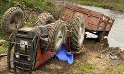 Traktör devrildi, sürücü hayatını kaybetti