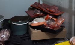 Kocaeli’de mide bulandıran görüntü: Kasap mühürlendi