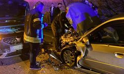 Kocaeli'de kaygan yol faciaya davetiye çıkardı: 3 yaralı