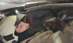 Fatih'te Bina Çöktü: Enkaz Altından Böyle Çıkartıldılar