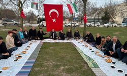 Kocaeli’de zeytin, ekmek ve suyla iftar