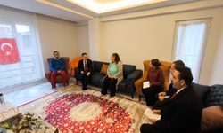 Vali Aktaş’tan şehit ailesi ve gaziye bayram ziyareti