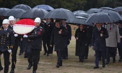 23 Nisan’da Anıtkabir’de Kimler Vardı? Kimler Katılmadı?