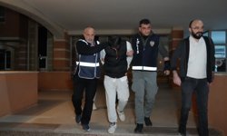 8 Aylık Hamile Eşini Öldürüp Cesediyle Yaşamış!