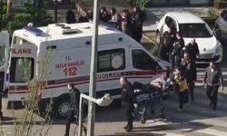 Kocaeli'de Okul Önünde Kan Döküldü