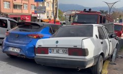 Santral Yokuşunda Freni Boşalan Araç Dehşet Saçtı