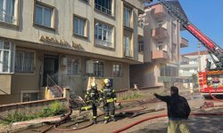 Darıca’da Çatı Yangını Paniğe Neden Oldu