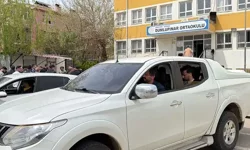 SON DAKİKA! Ortaokulda Saldırı: Polis Etkisiz Hale Getirdi