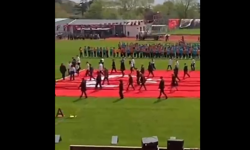 23 Nisan'da Türk Bayrağını Ayaklar Altına Aldılar!