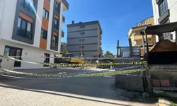 Kocaeli'de Çatırdayan Bina Boşaltıldı!