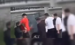 Okula girmeye çalışan bıçaklı grup gözaltına alındı