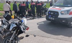 17 Yaşındaki Ehliyetsiz Sürücü 2 Polisi Yaraladı