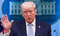 Trump: Papa Kendine Çeki Düzen Vermeli!