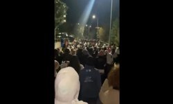 Umuttepe’de Kız Öğrenciler Eyleme Çıktı