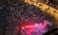 Kocaeli’de geceye damga vuran kutlama: Dünya Kupası coşkusu sokaklara taştı