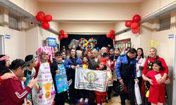 Otizm farkındalığı minik kalplerle büyüdü