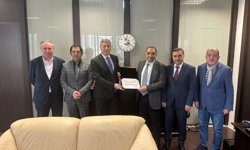 Akkurt Şirketler Grubu’na Vergi Rekortmeni Plaketi