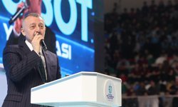 Başkan Büyükakın Robot Yarışmasında Sahaya İndi: “Kazanan Türkiye Olacak”