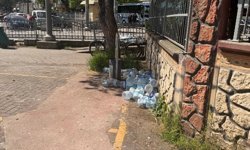 Doğu Kışla’da “iyi niyet” kirliliğe dönüştü: Park çevresi çöplüğe döndü