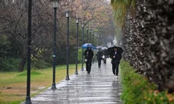 Yeni Haftada Hava Alarmı: Yağış ve Soğuk Hava Türkiye'yi Vuruyor!