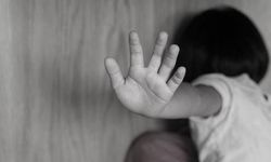 13 Yaşında İstismara Uğradı! Annesi Dahil 33 Kişi Tutuklandı