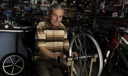 İzmit'te Ondan Eskisi Yok! 72 Yıldır Tezgâhının Başında