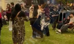 Gökhan Türkmen Konseri Öncesi Genç Kızlar Birbirine Girdi