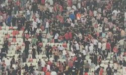 Antalyaspor’un Veda Gecesinde Tribünler Gerildi