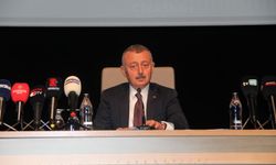 Başkan Büyükakın’dan kesin hesap yanıtı: “Israrla anlamak istemiyorsunuz”