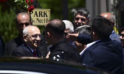 Kılıçdaroğlu 2,5 yıl sonra CHP Genel Merkezi’nde
