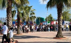 Karneval’de Lunapark Kuyruğu