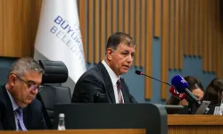 İzmir BB Başkanı Cemil Tugay CHP’den İstifa Etti