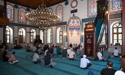Vali Aktaş, İzmit’in kurtuluşu için okunan Mevlid-i Şerif'e katıldı