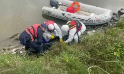 Nehir Kenarında Çürümüş Ceset Bulundu
