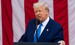 Trump’tan İran’a “Bu Gece Sert Darbe” Tehdidi