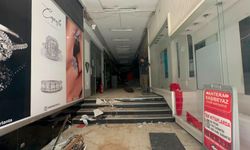 İzmit'in Hafızasından Bir Yapı Daha Siliniyor