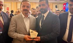 Anahtar Parti Kocaeli’ye Genel Merkezden Plaket