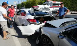D-100’de trafik durdu, araçlar birbirine girdi