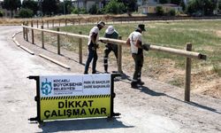 Gölcük Rahvan At Tesisi’nde yarış öncesi bakım