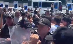MEB’e yürümek isteyen öğretmenlere polis müdahalesi