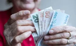 Emekli maaşında yeni taban belli oldu