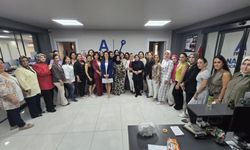Anahtar Parti’de il ve ilçe kadın kolları buluştu