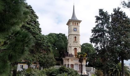 İzmit Saat Kulesi Gerçek Kimliğine Kavuşuyor