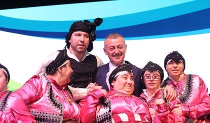 Başkan Büyükakın: "Önemli olan insanların dezavantajlı hale gelmesini önlemek"