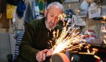 80 yaşındaki ustadan bayram mesaisi ve çırak isyanı