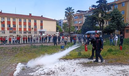 Kocaeli’de polisler afetlere karşı eğitim aldı